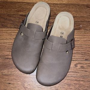 Cushionaire Hana Clog